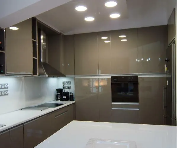 Country Peloponnese With Tennis Court And Pool Вилла *